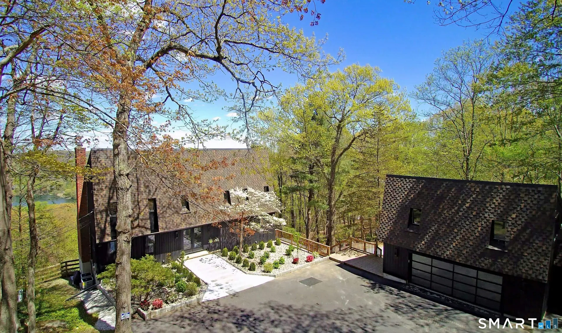 12 Hillcrest Court, Ridgefield, CT