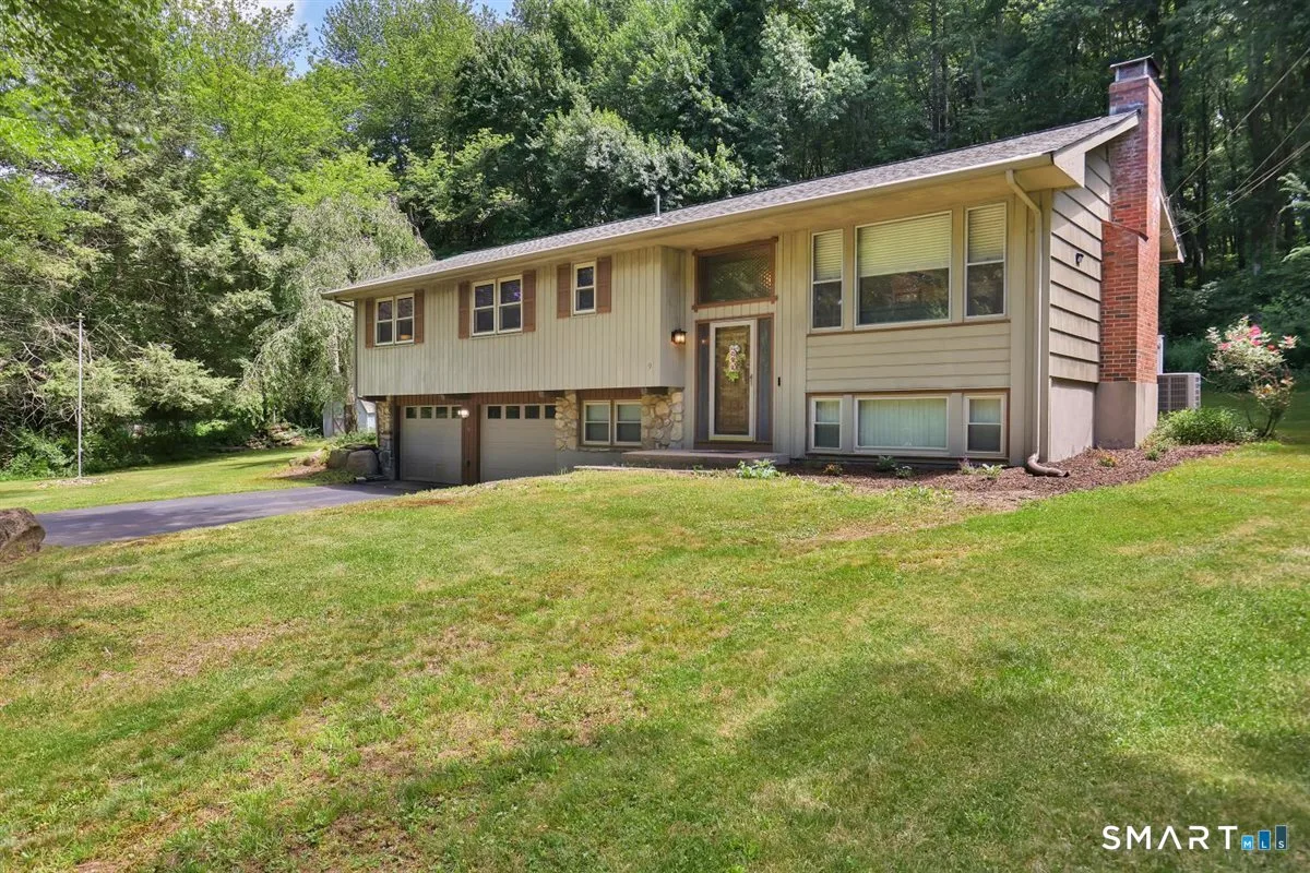 9 Willow Stream Drive, Vernon, CT