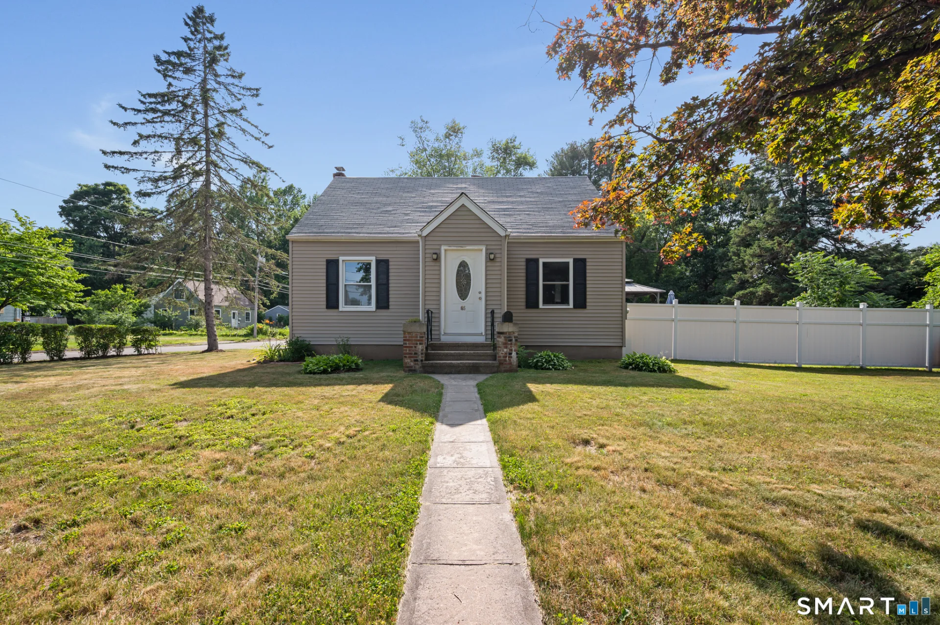 25 Douglas Drive, Meriden, CT