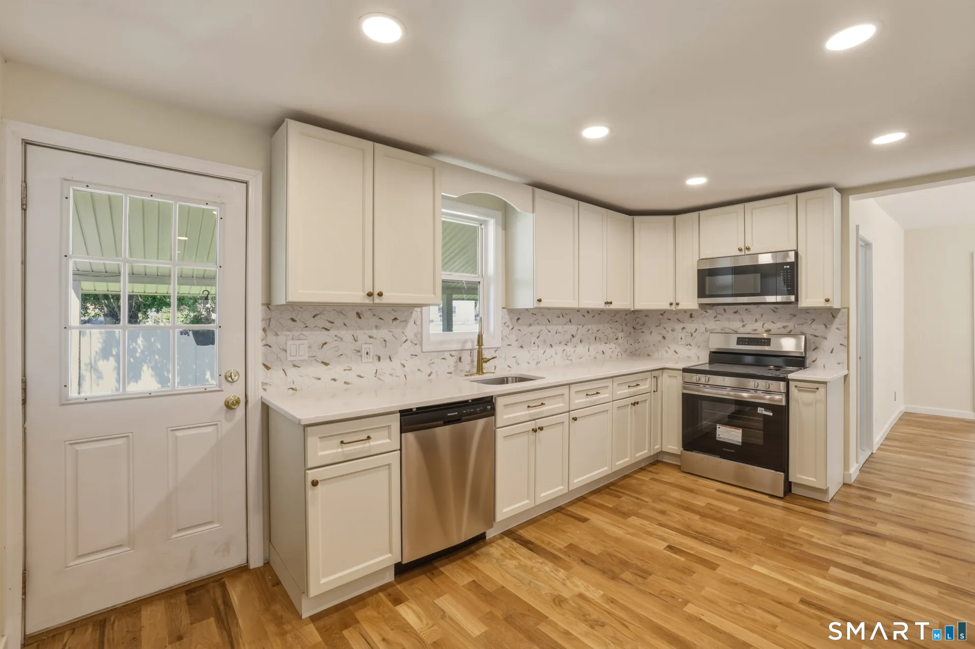 461 Mountain Road, Newington, CT