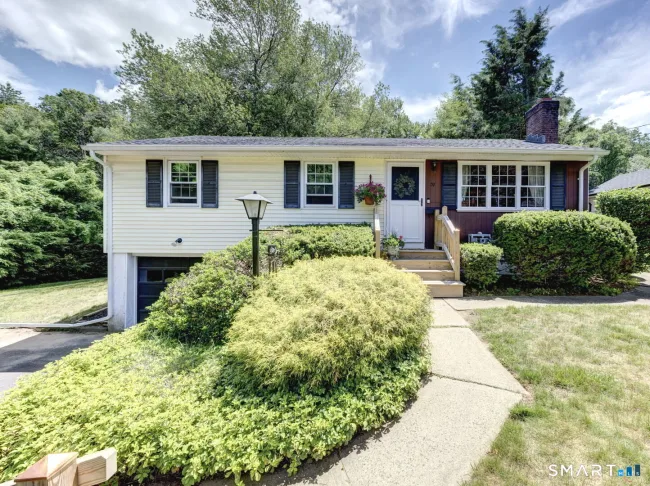 37 Cody Avenue