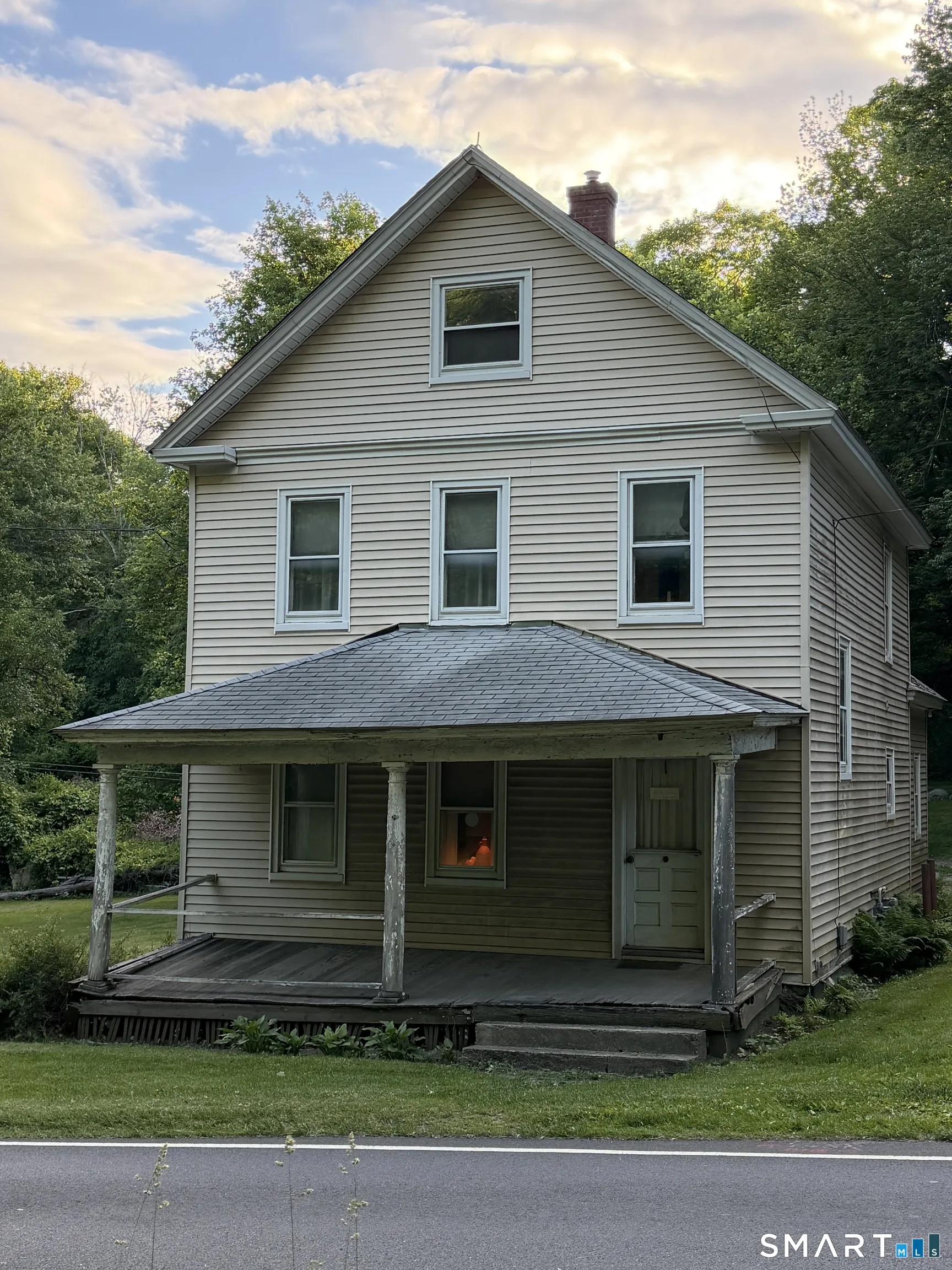 128 Toddy Hill Road, Newtown, CT