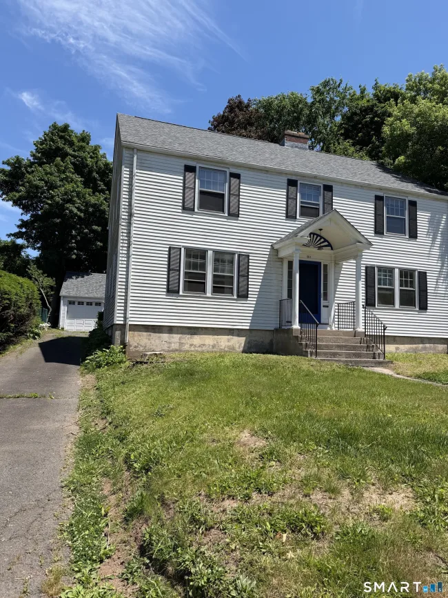 801 Corbin Avenue