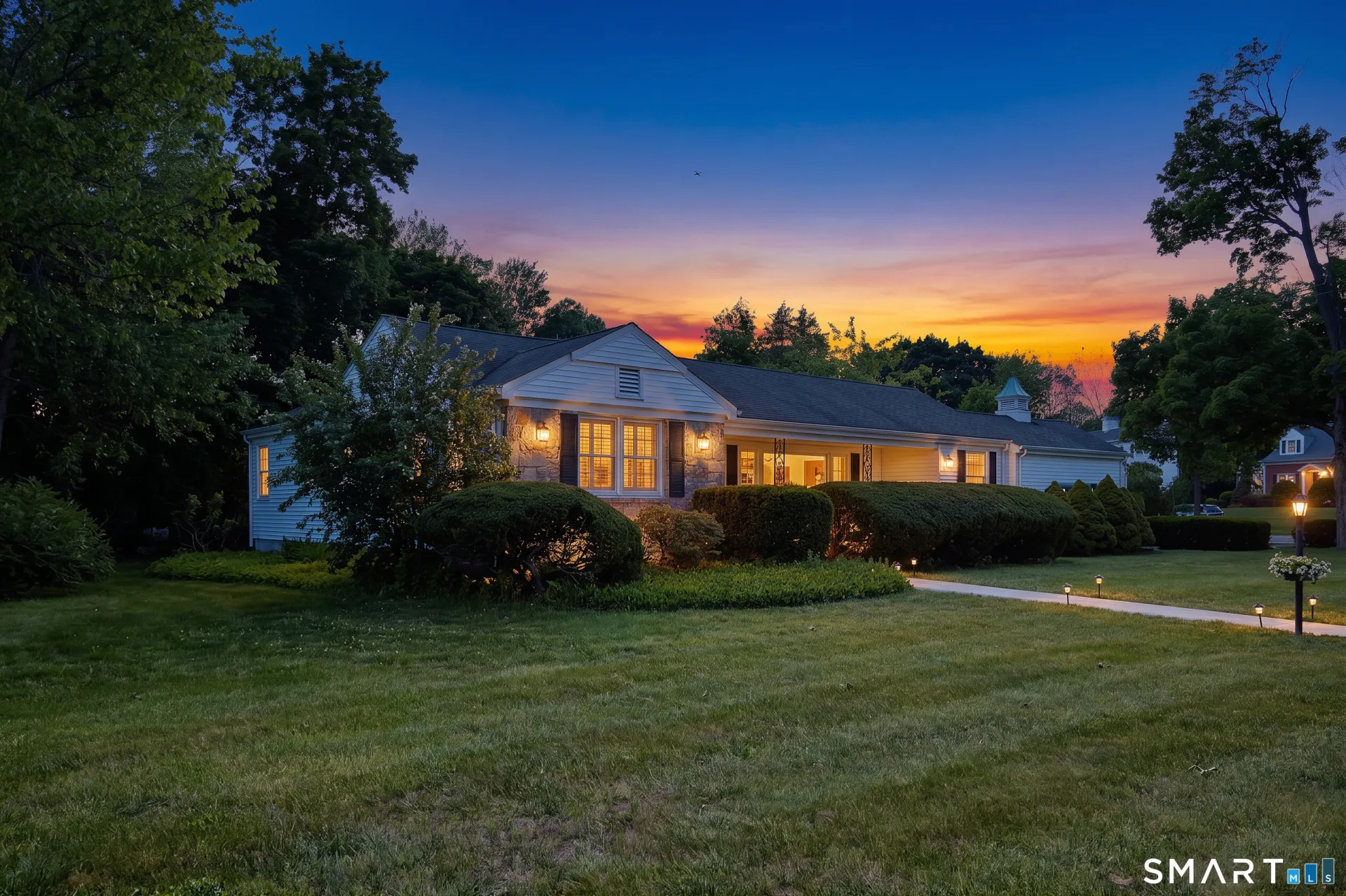 19 Pine Tree Drive, Stamford, CT