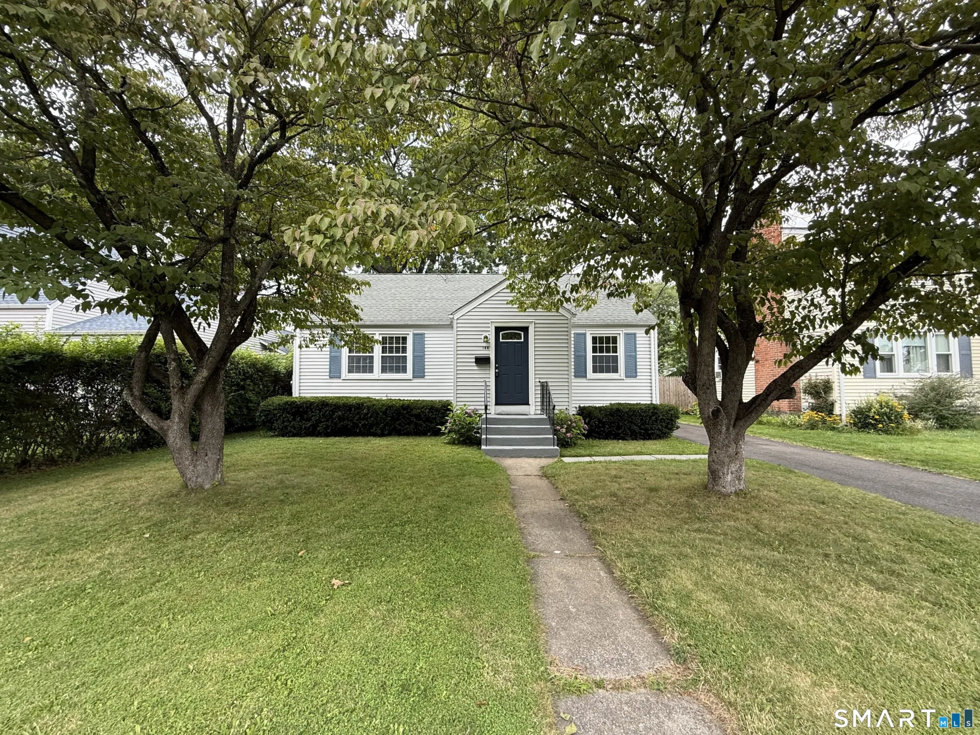 144 Edgemont Avenue, West Hartford, CT