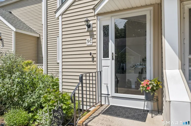 9 The Hamlet Unit C #C, Enfield, CT