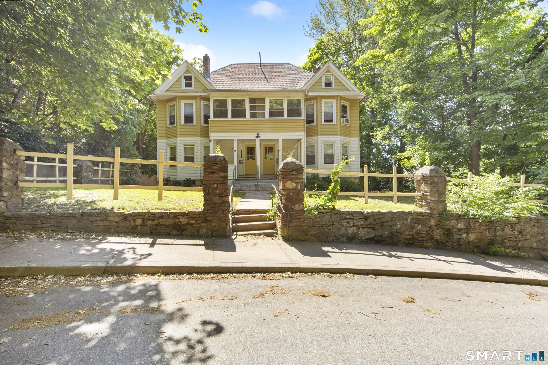 12 Arch Street, Manchester, CT