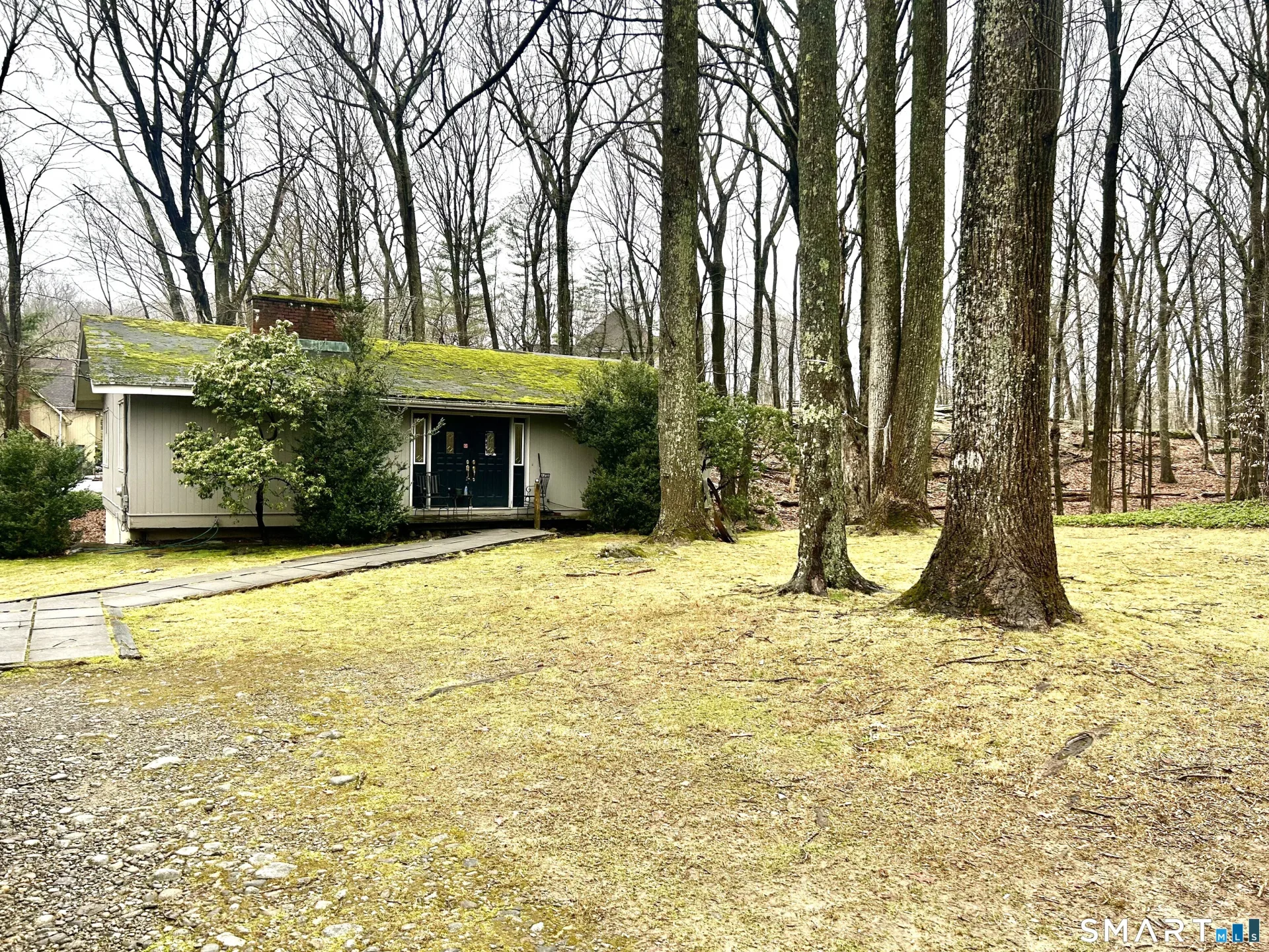 25 Lords Highway, Weston, CT
