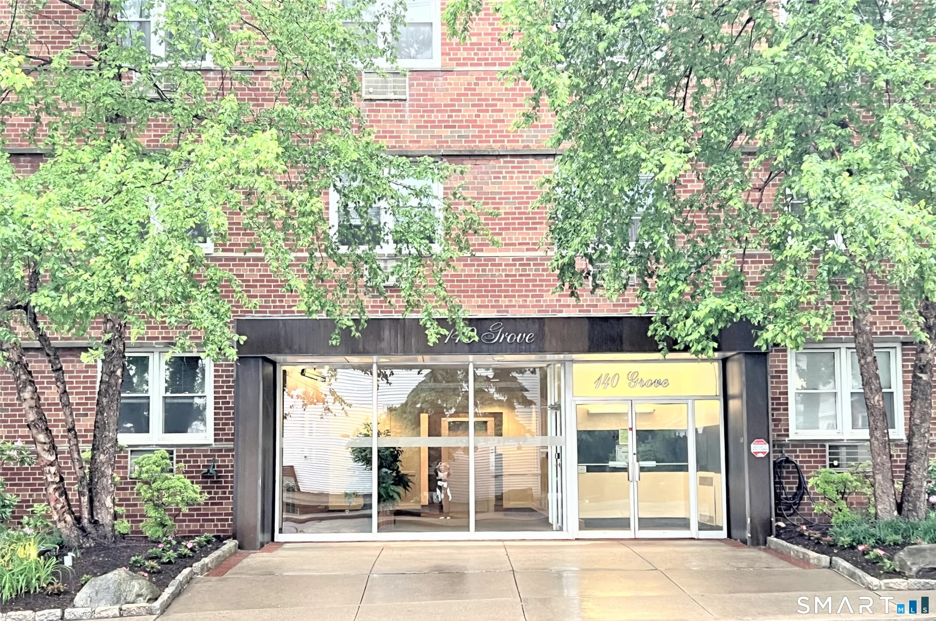 140 Grove Street #2H, Stamford, CT