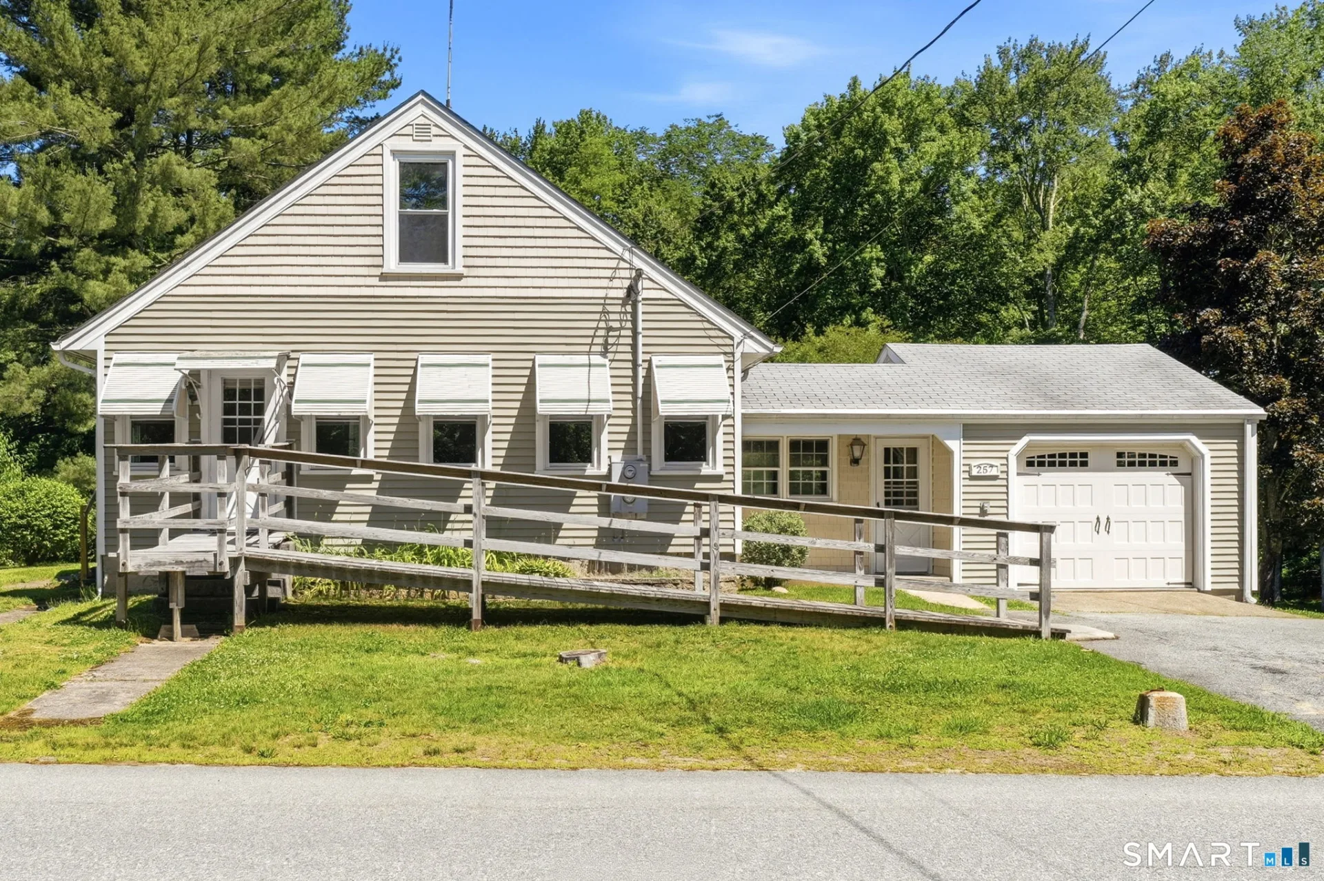 257 Union Avenue, Burrillville, CT