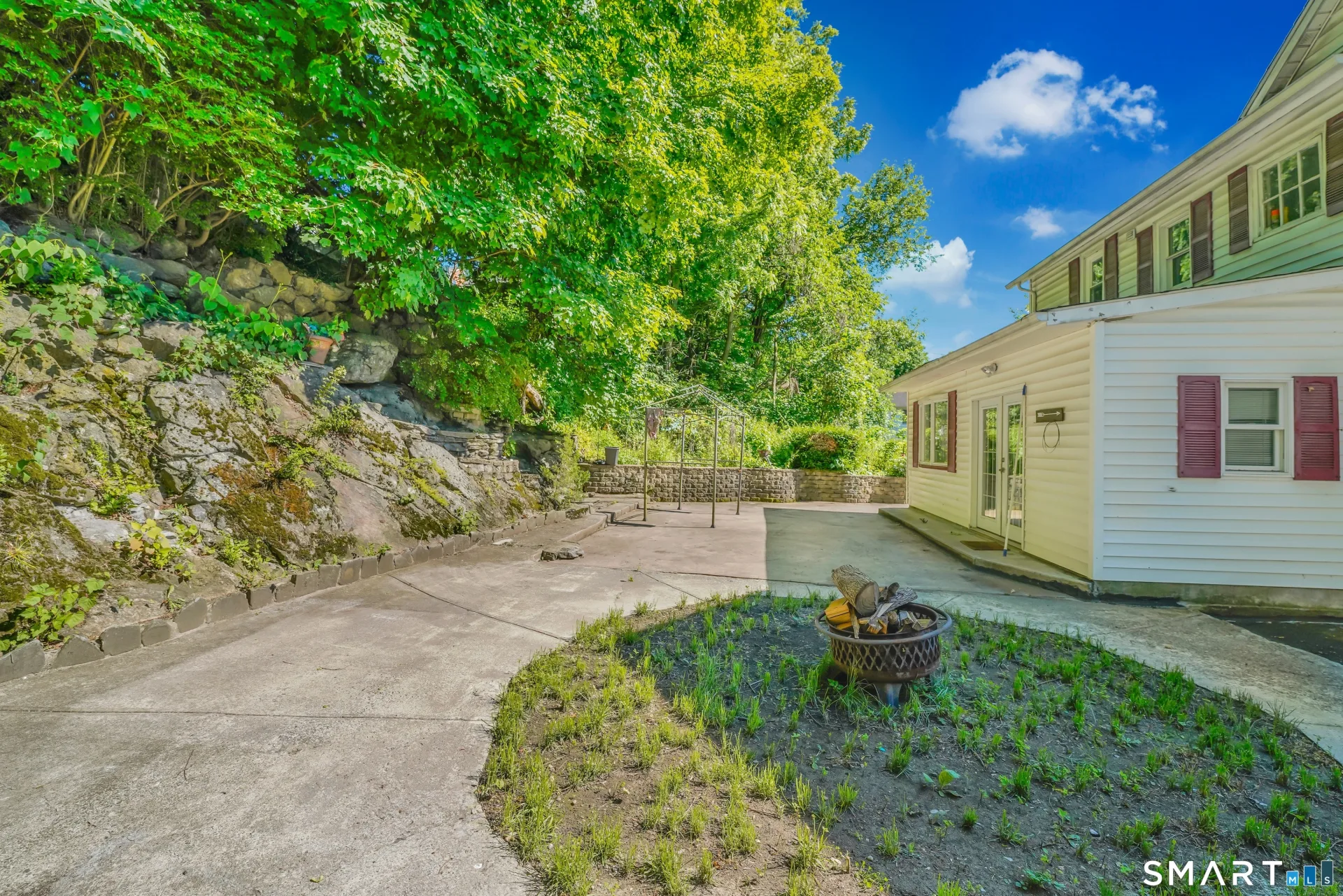 350 South Main Street, Naugatuck, CT