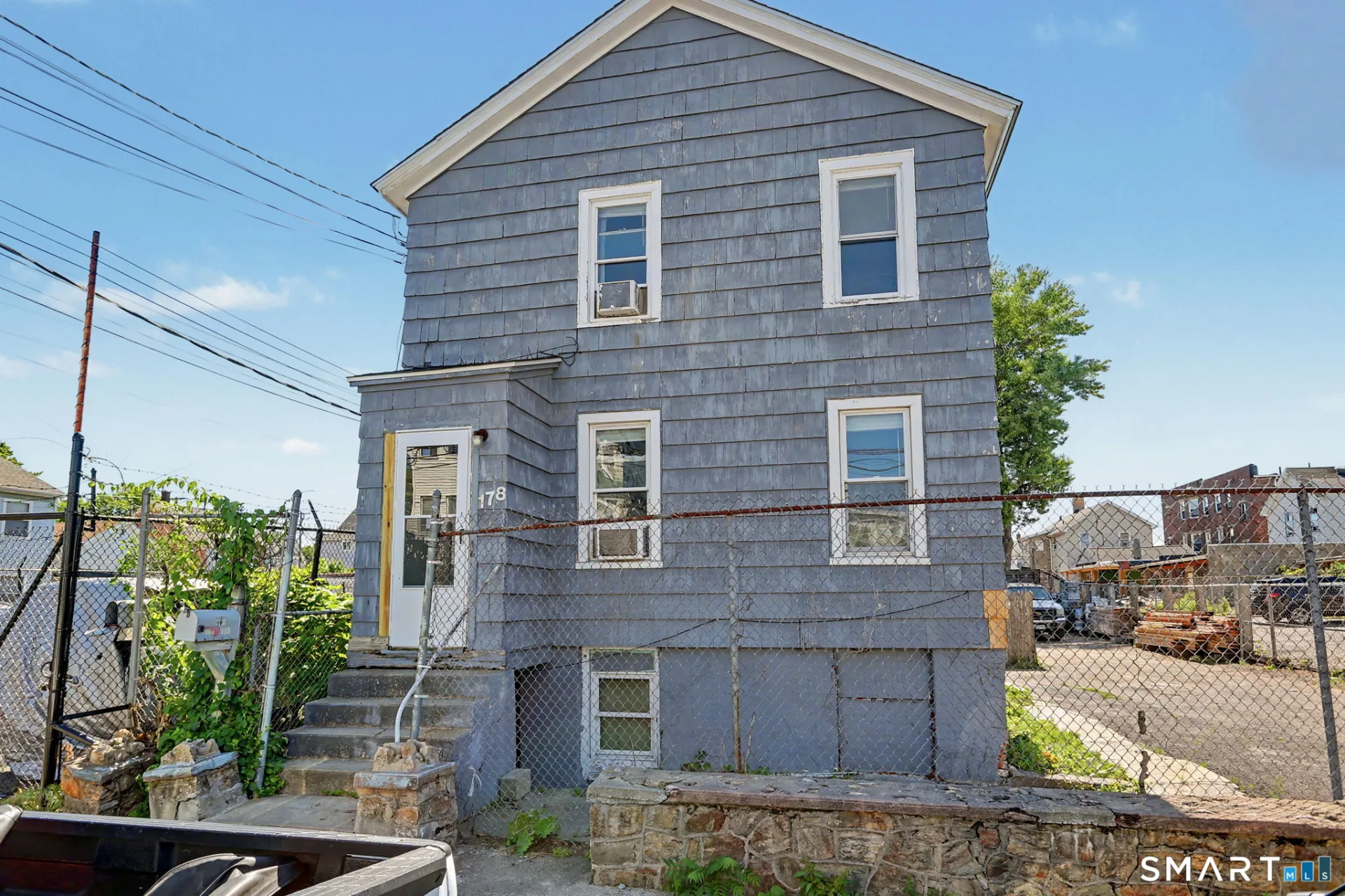 178 Linen Avenue, Bridgeport, CT