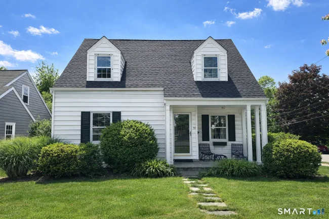 10 Ludlow Manor