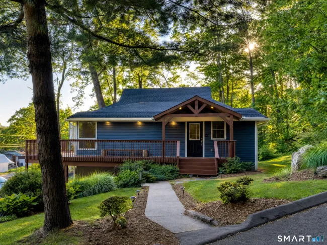 10 Lenape Trail, Southbury, CT