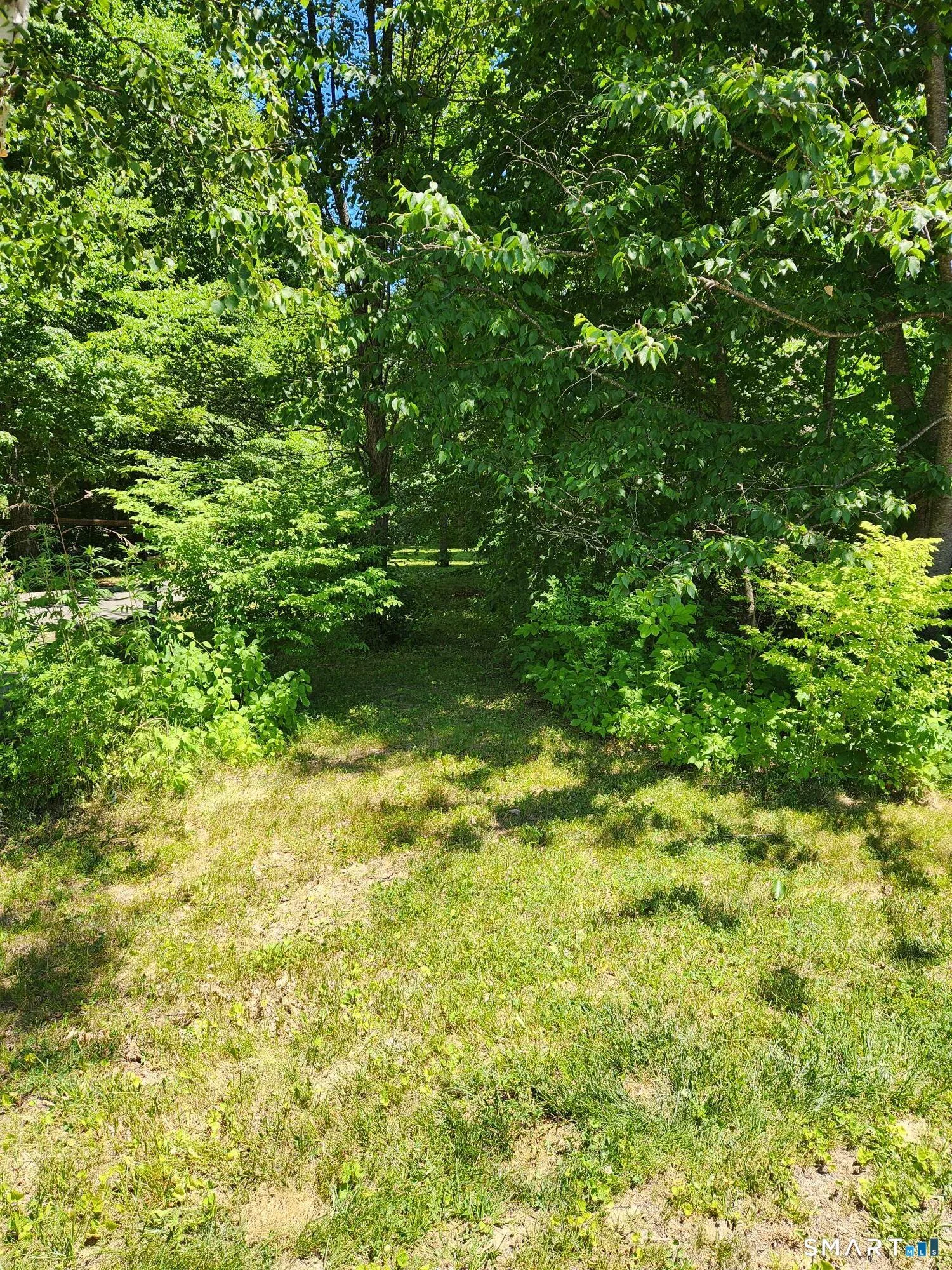 18 Westwood Drive, Canton, CT