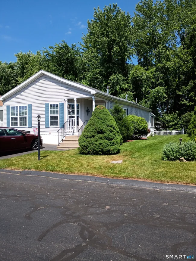 23 Laurel Circle