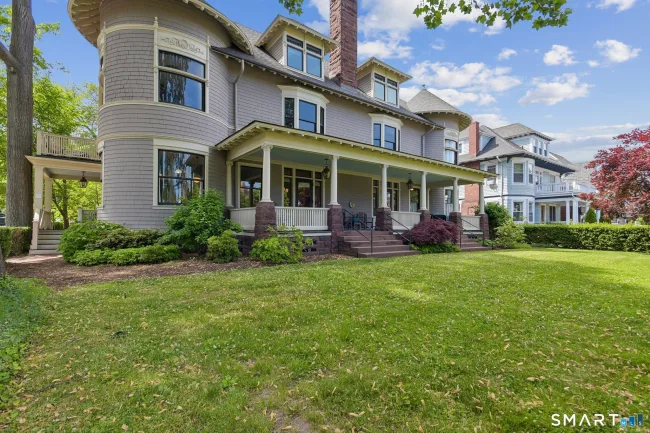 362 Whitney Avenue #1B