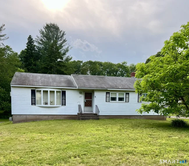 492 Hillstown Road, Manchester, CT