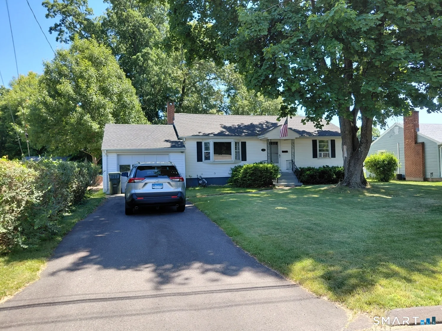 101 Brace Road, Newington, CT