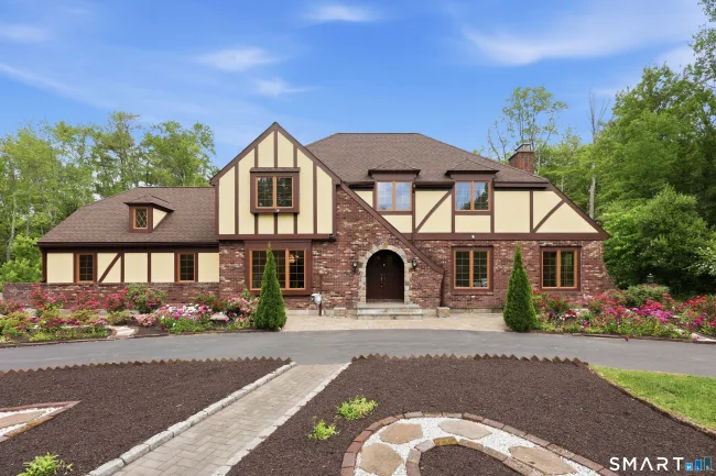 43 Windtree Road