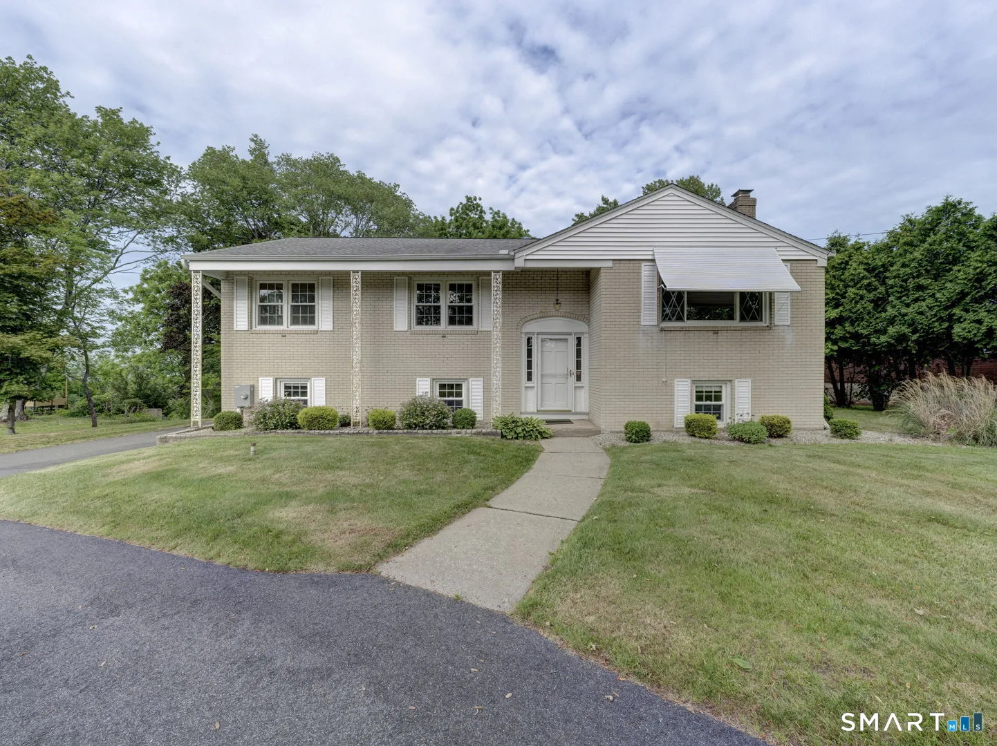 390 Ballfall Road, Middletown, CT