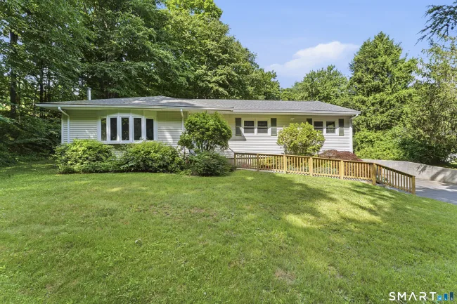 14 Saw Mill Road, Newtown, CT