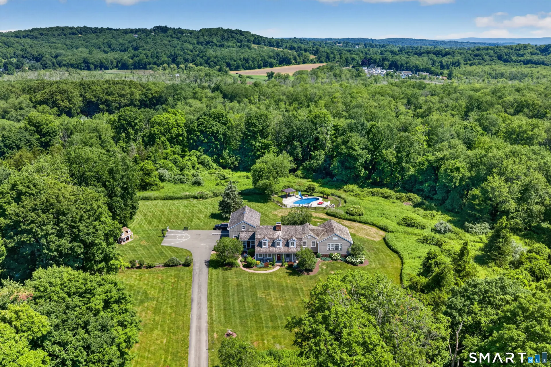 20 Head Of Meadow Road, Newtown, CT
