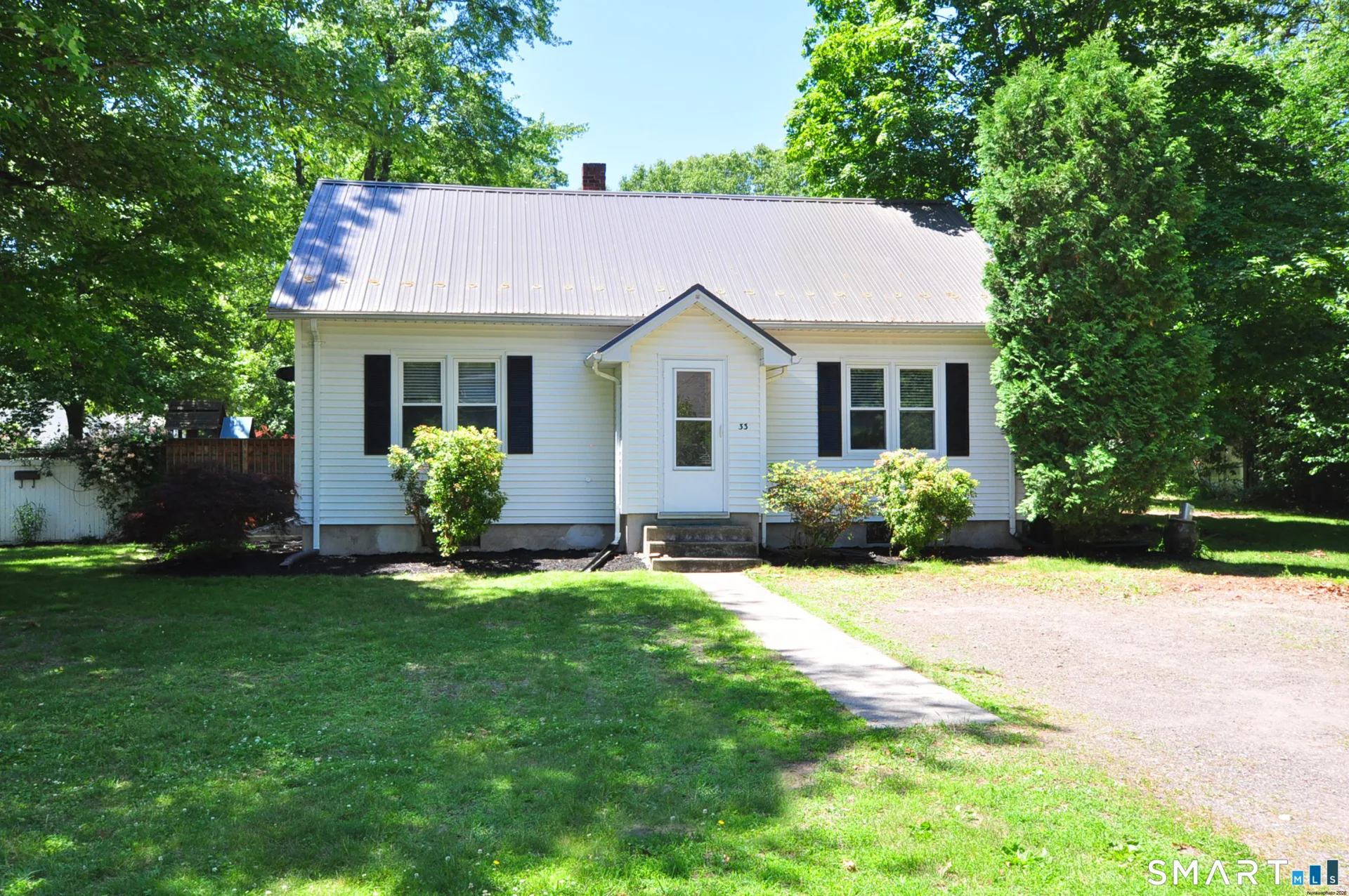 33 Roy Street, Enfield, CT