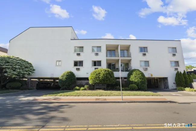 34 Crescent Street #1H