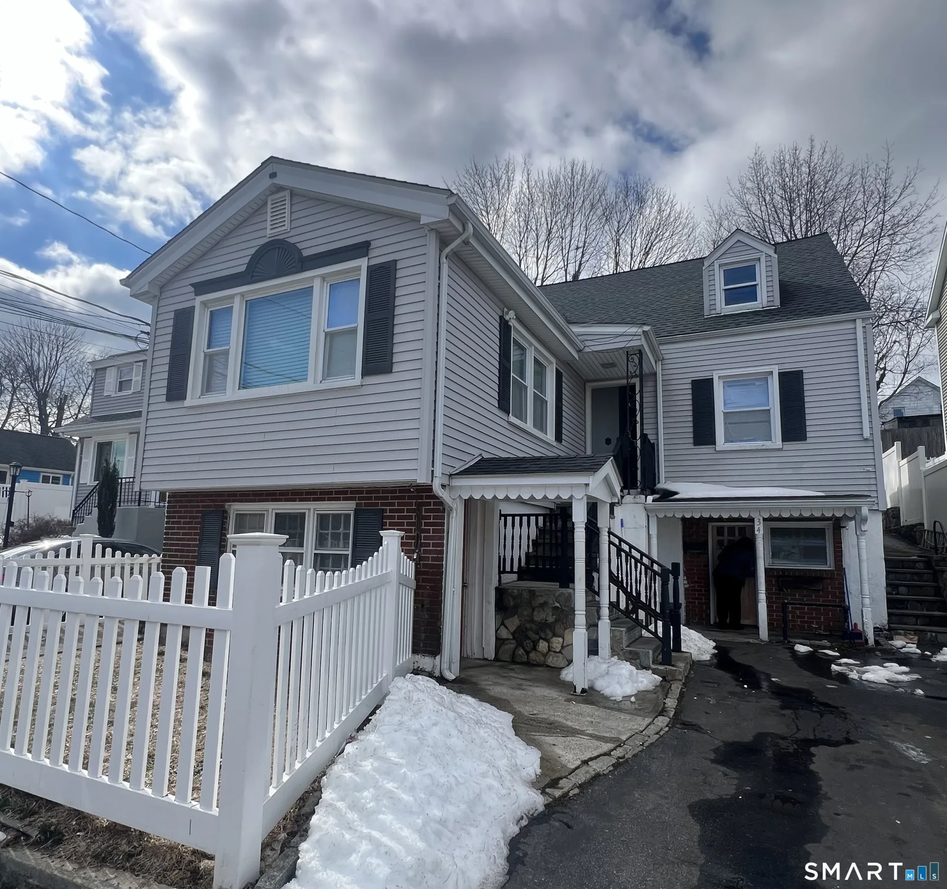 34 Raymond Street, Stamford, CT
