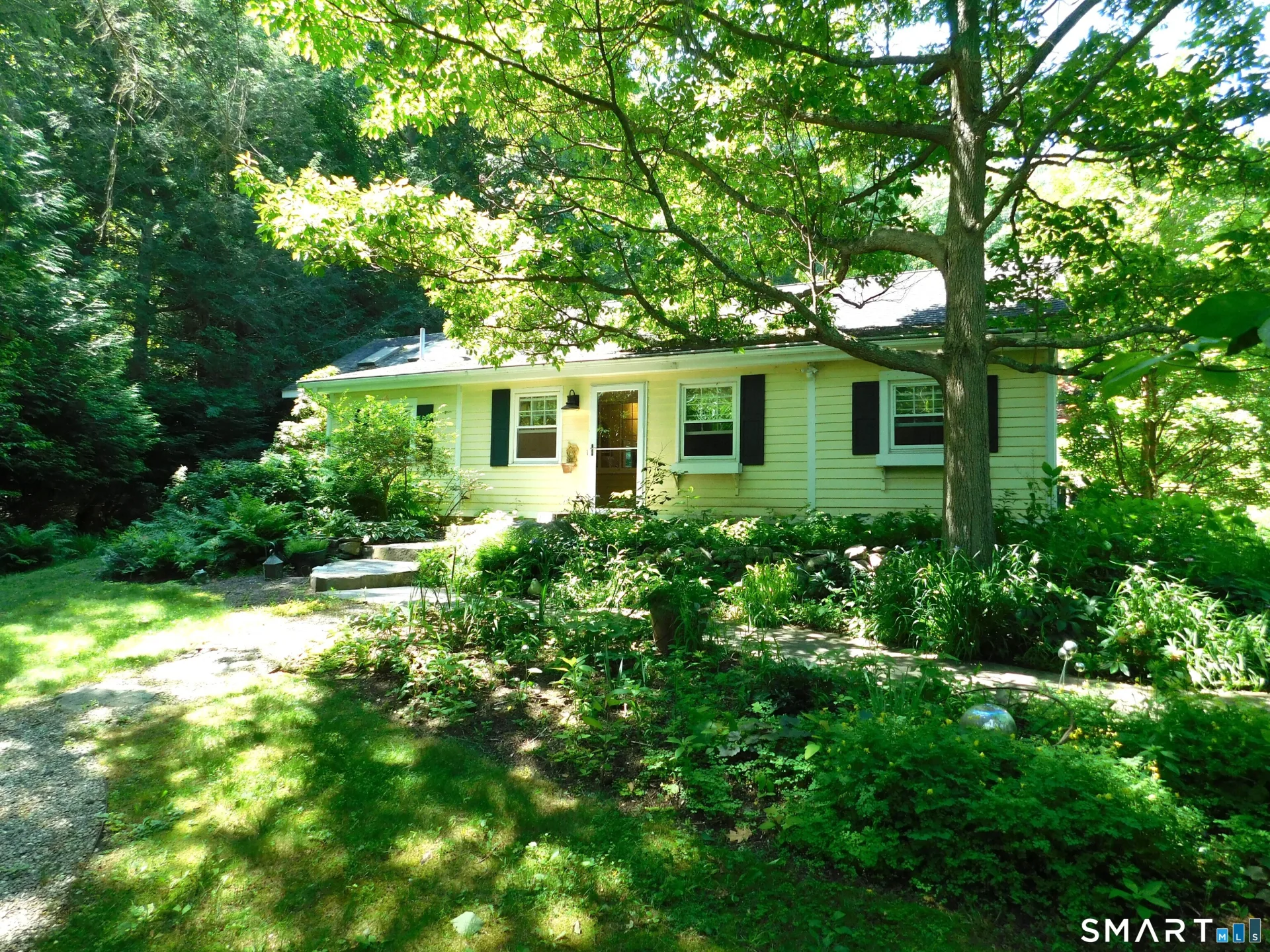 151 Great Quarter Road, Newtown, CT