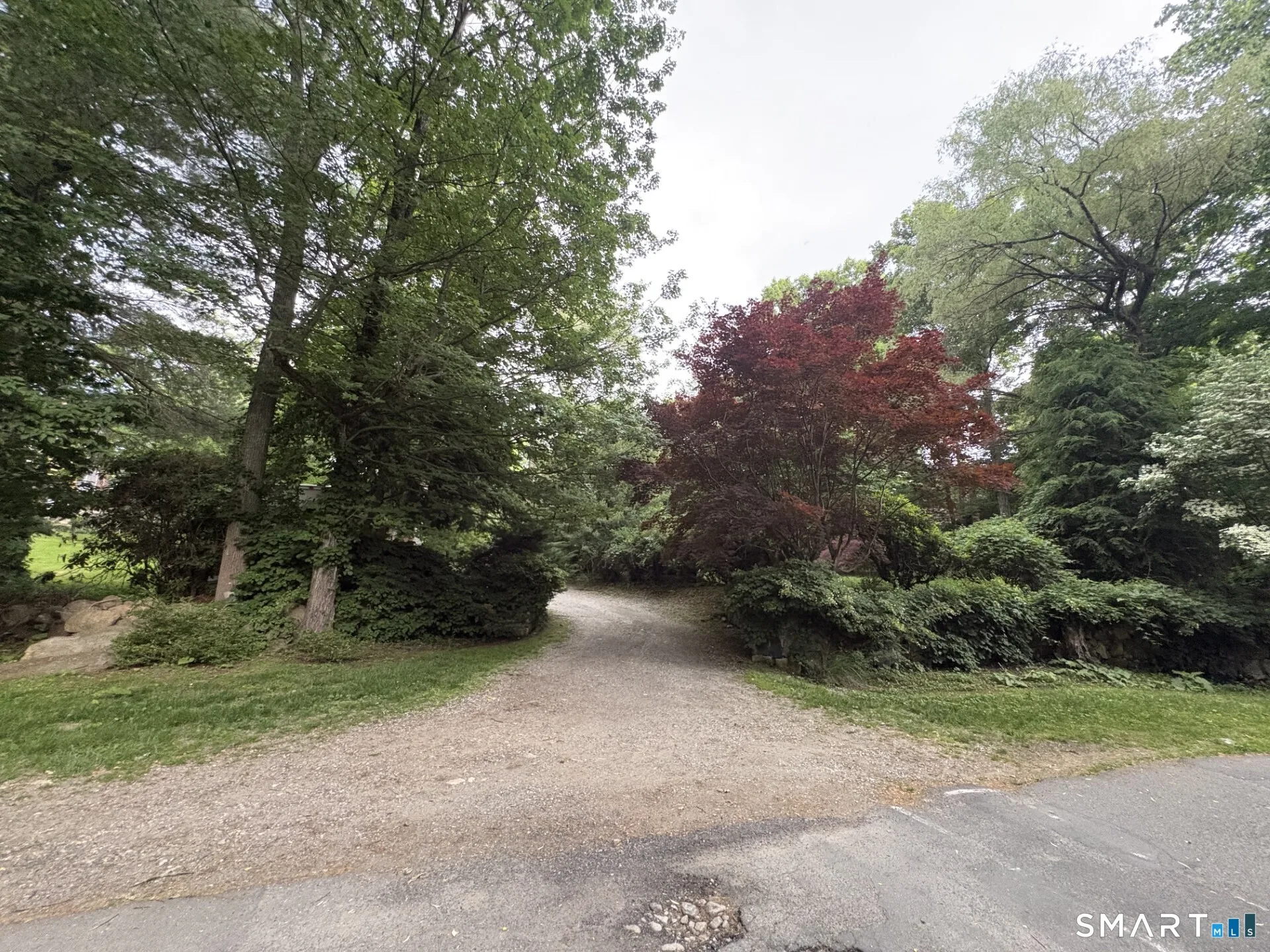 1-2 Hollow Spring Road, Norwalk, CT