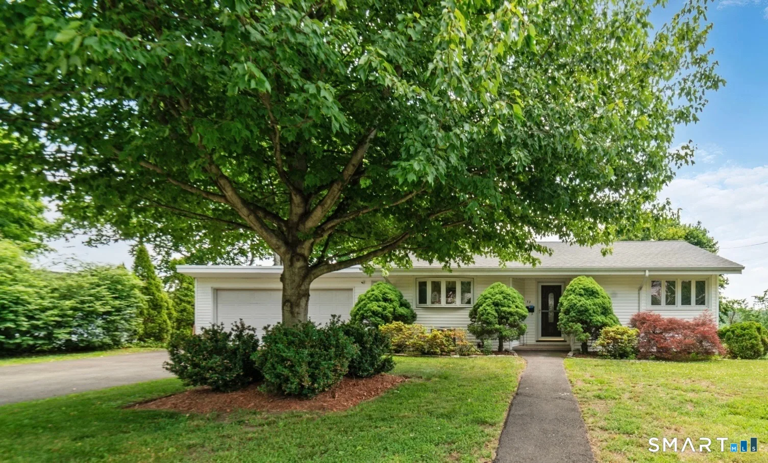 72 Calhoun Avenue, Trumbull, CT