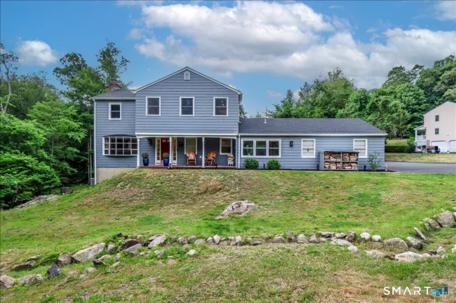 8 White Pine Drive, Brookfield, CT