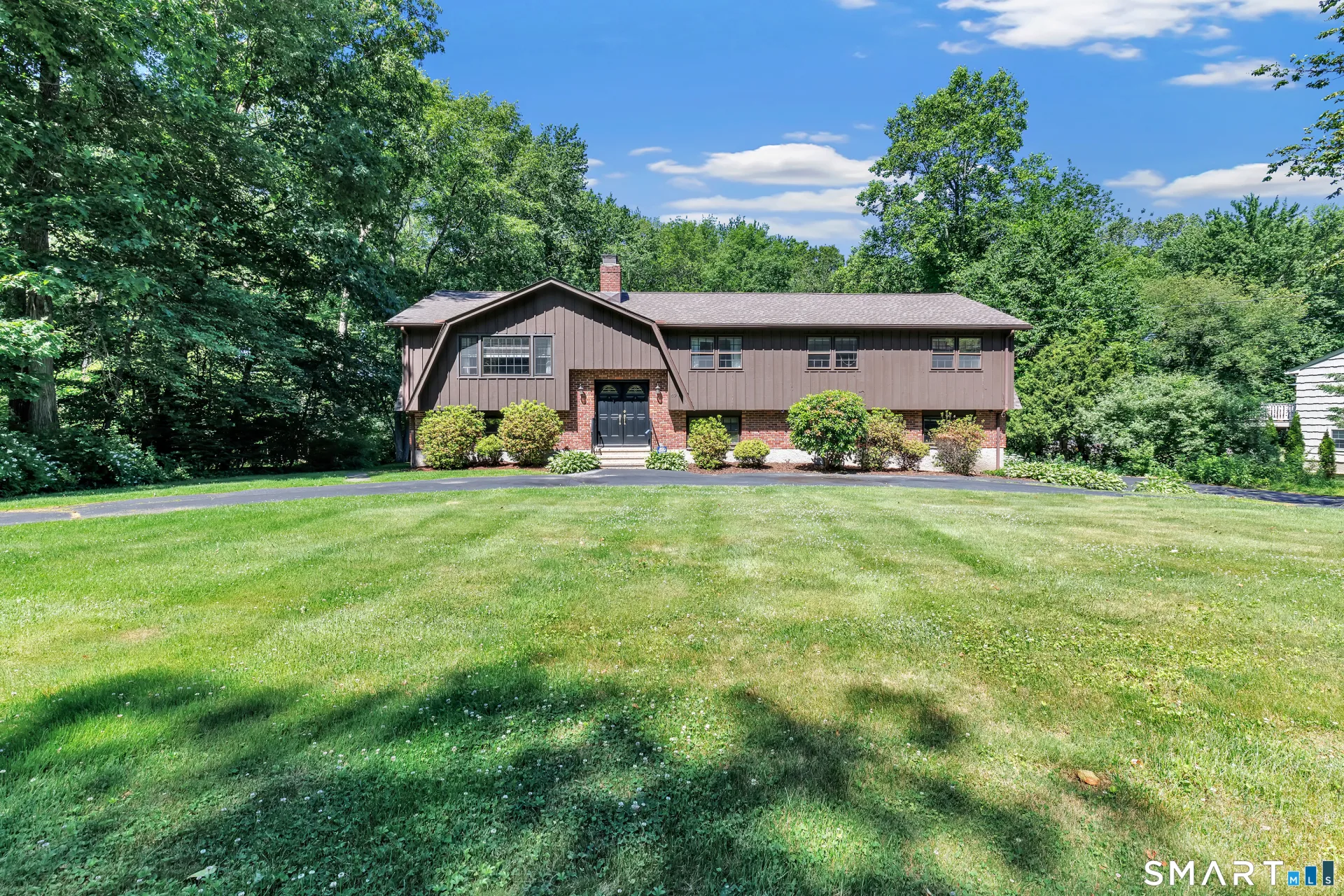 69 Forest Road, Monroe, CT