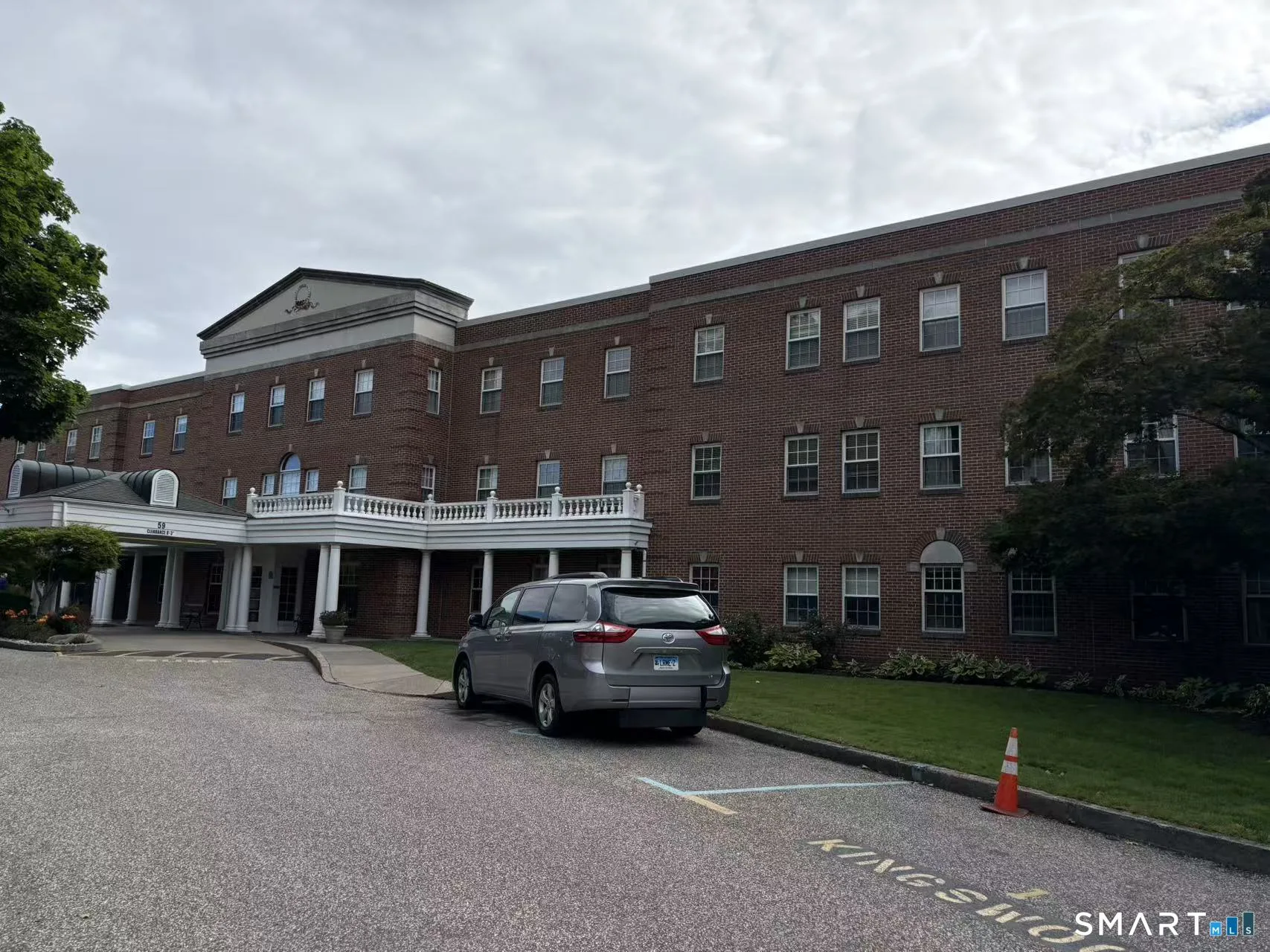 59 Courtland Avenue #2T, Stamford, CT