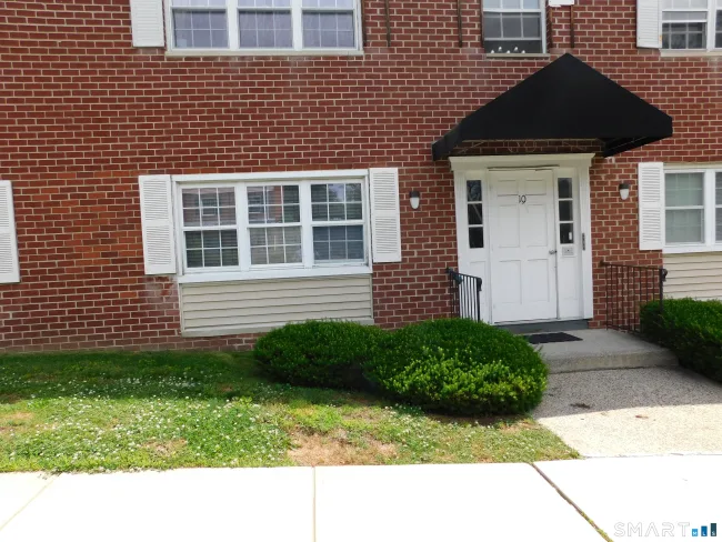 50 Greenhouse Road #10A, Bridgeport, CT