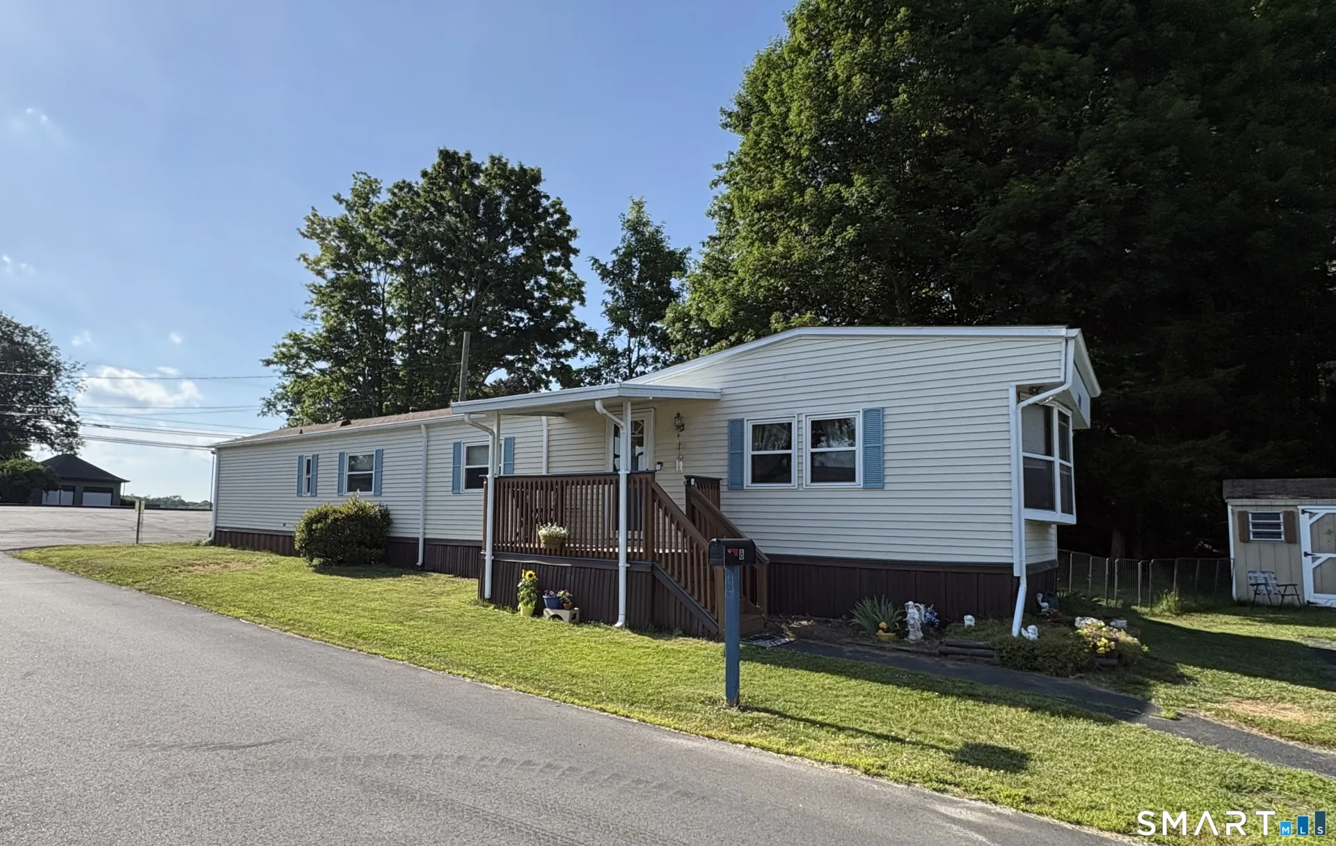 8 Erin Drive, Plainfield, CT
