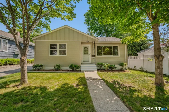 62 Lester Street, New London, CT