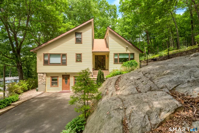 208 Rainbow Trail