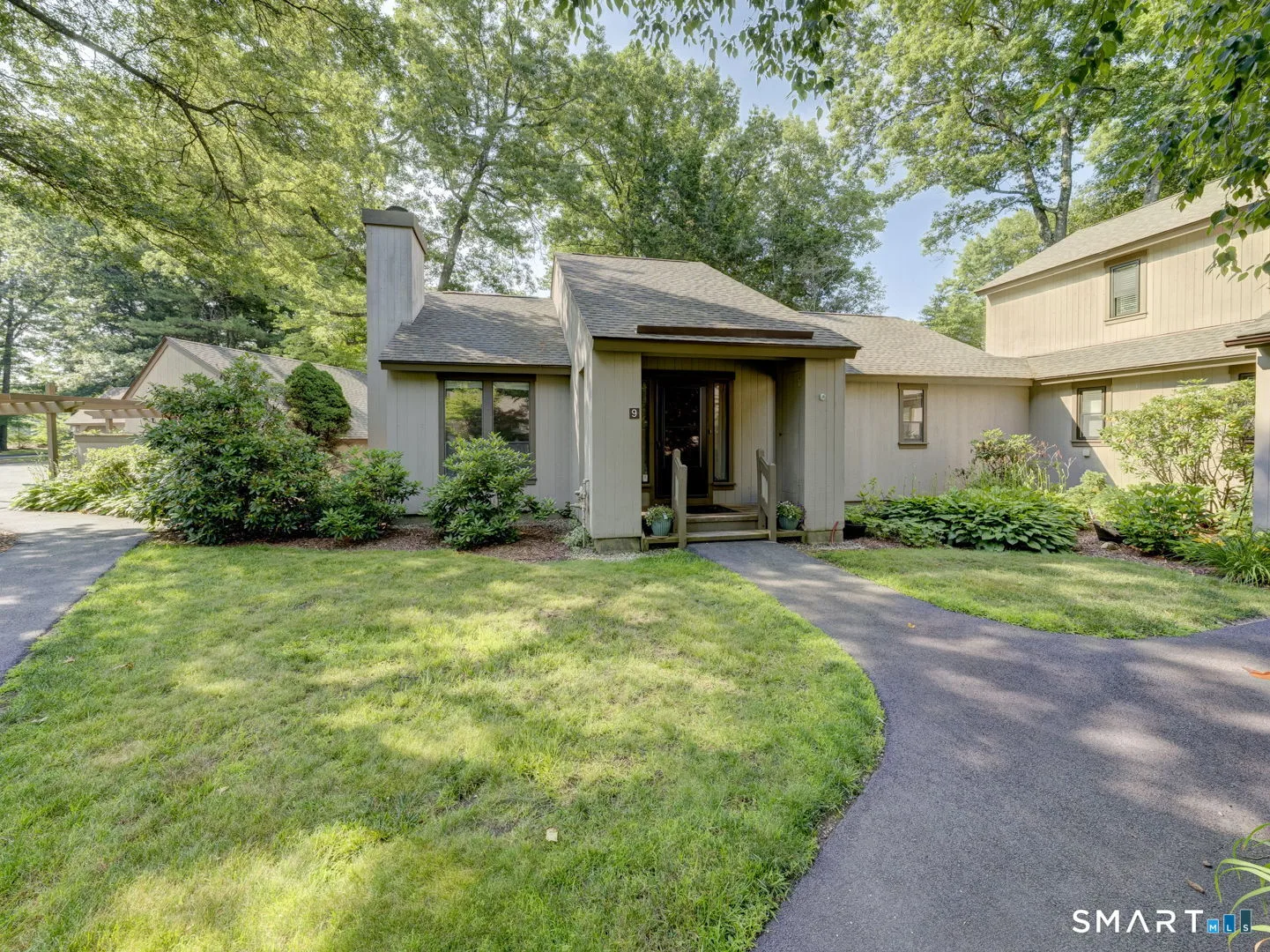 9 Byron Drive #9, Avon, CT