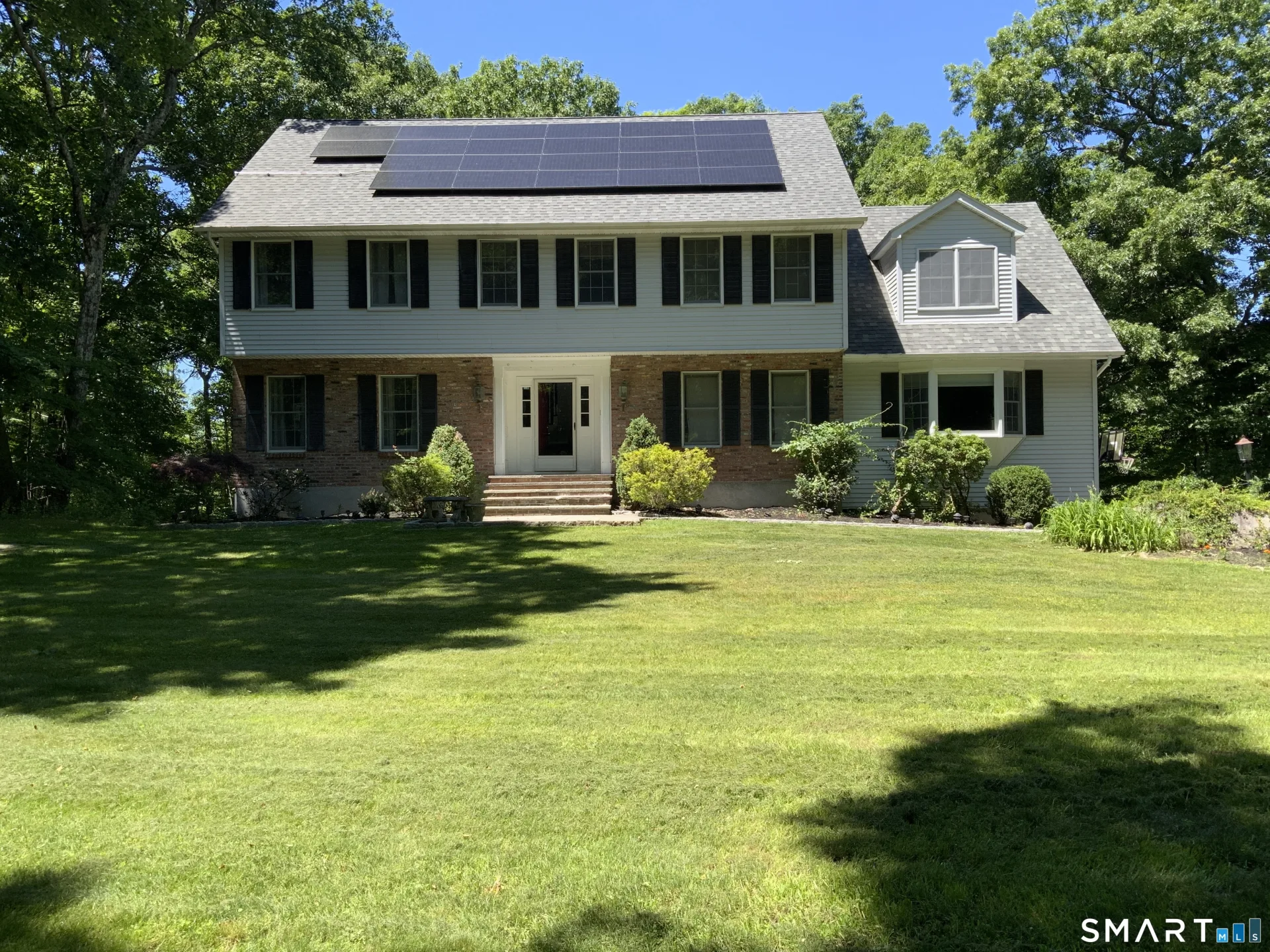 18 Hickory Lane, New Fairfield, CT