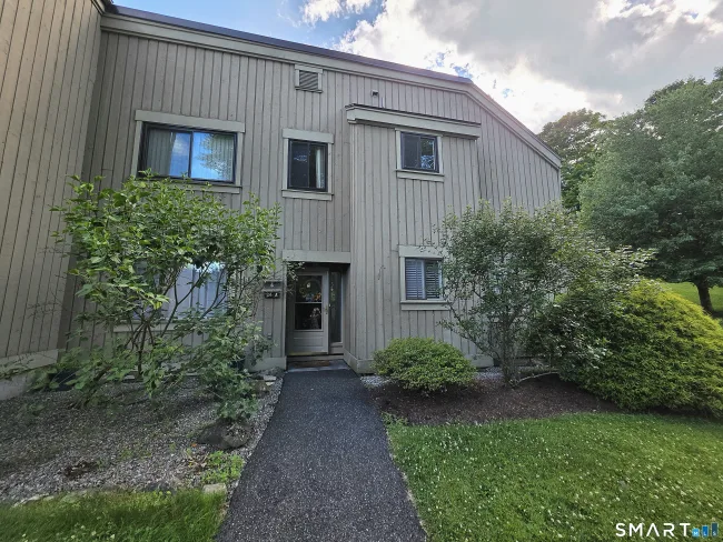 24 Heritage Village #A