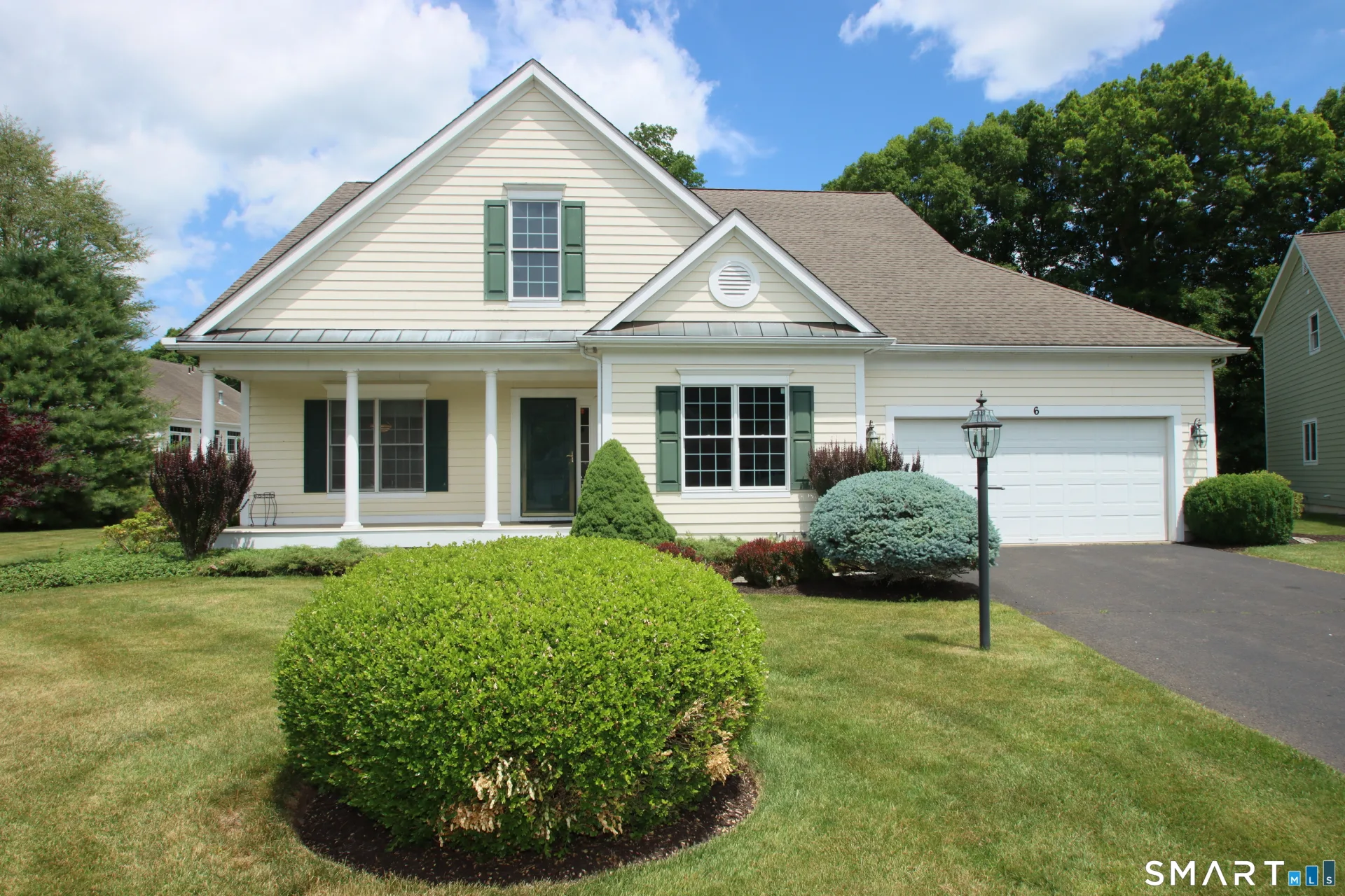6 Carriage House Lane #6, Brookfield, CT