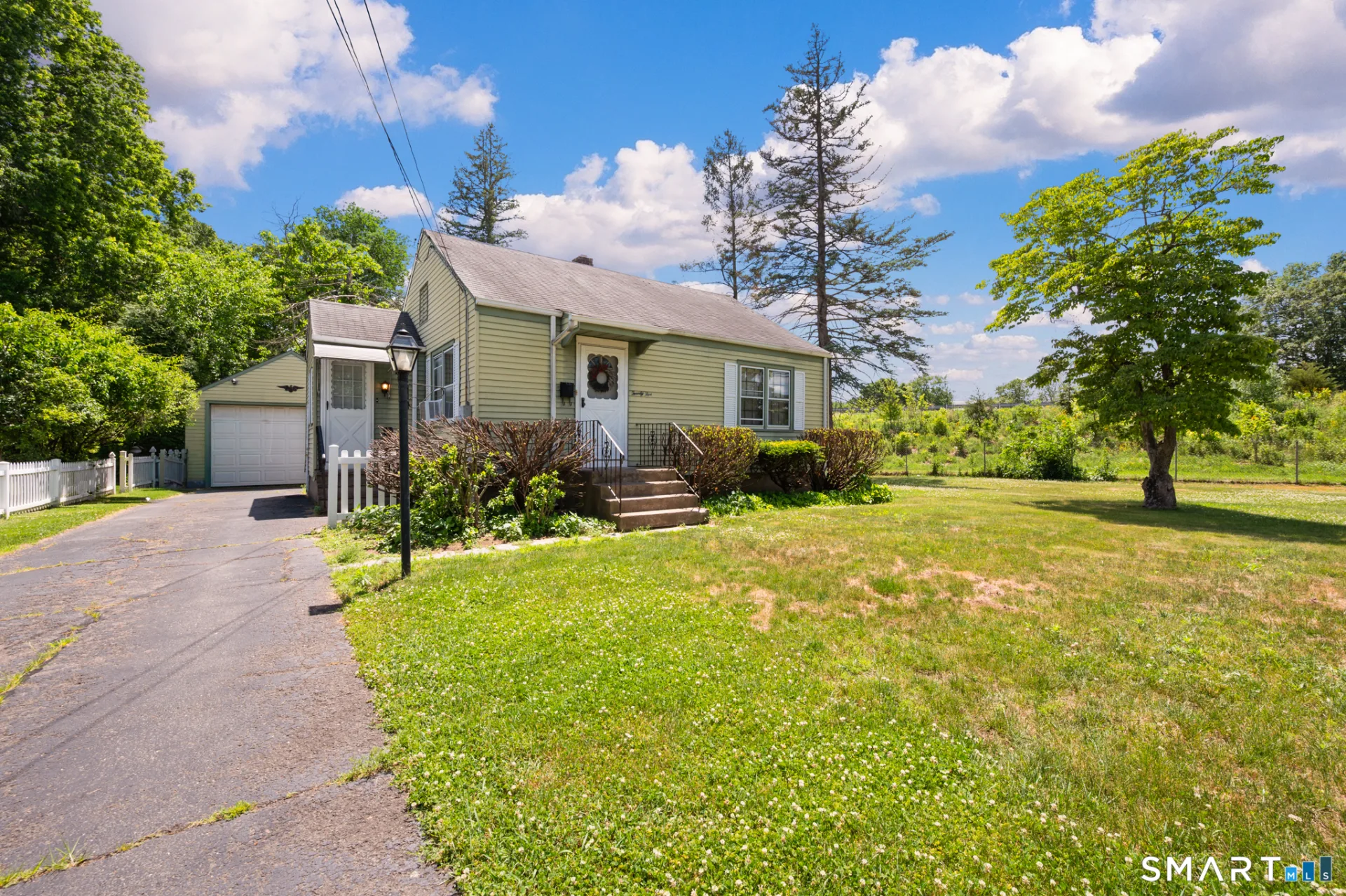 25 Oxford Drive, East Hartford, CT