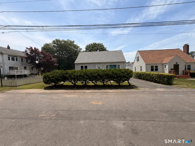 133 Indian Avenue, Bridgeport, CT