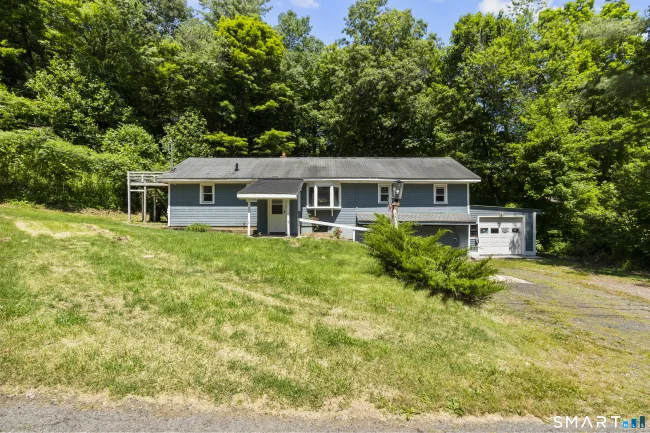 201 Berkshire Road, Southbury, CT