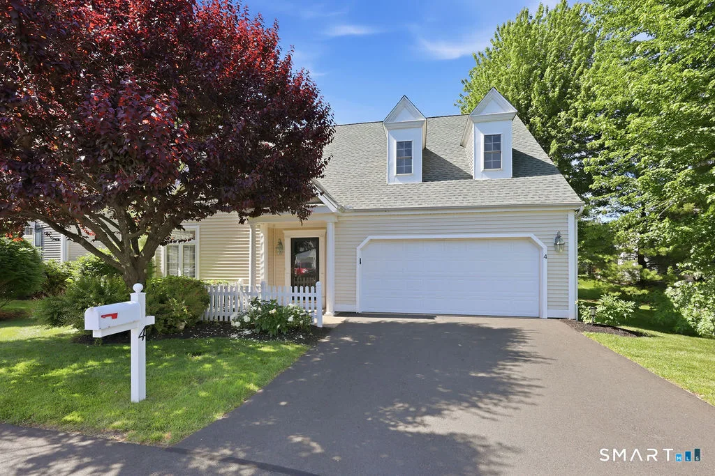 4 Clover Lane #4, Farmington, CT