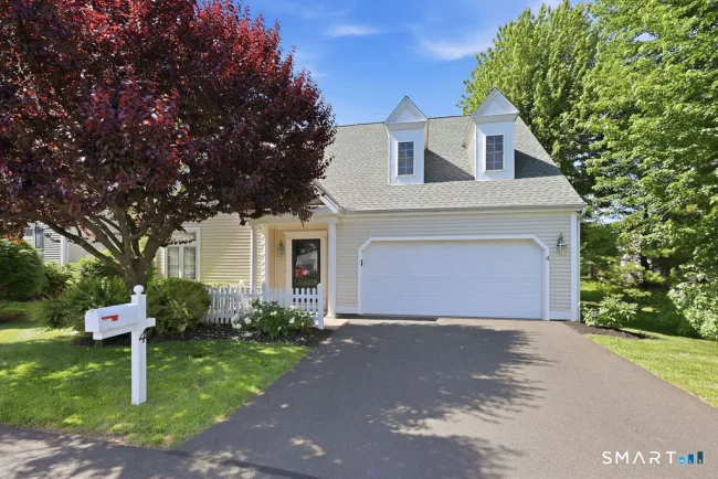 4 Clover Lane #4