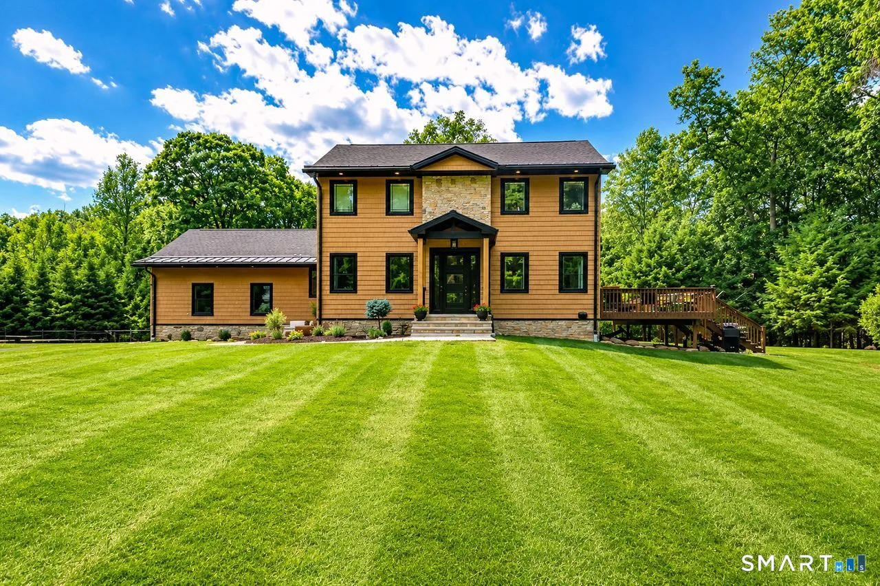 264 Soundview Avenue, Shelton, CT